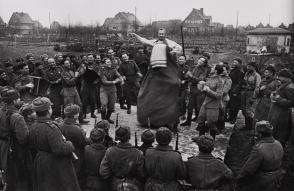 Entertaining the Troops, 1941-45