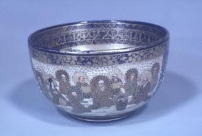 Satsuma ware bowl, figural scenes