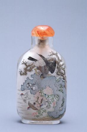 Snuff bottle:  Hawk Menacing three Song Birds