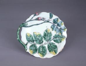 Small plate with handle