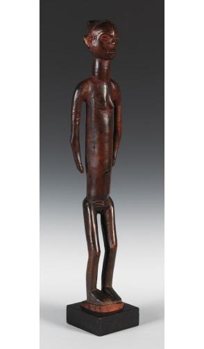 Female Figure: Kaponya wa Mwana Pwo