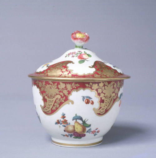Sugar bowl
