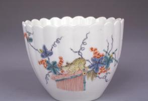 Fluted bowl