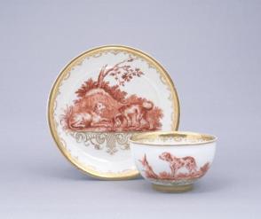 Tea bowl and saucer