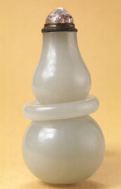 Snuff bottle