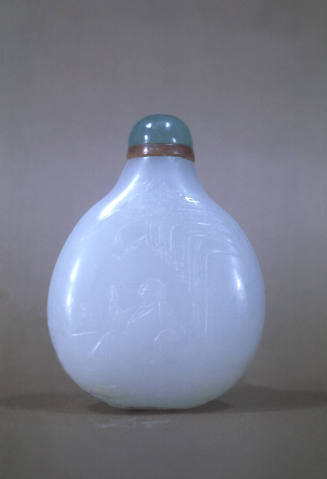 Snuff bottle