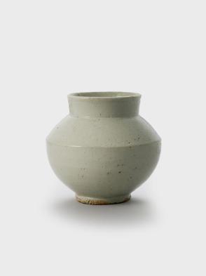 Gray jar