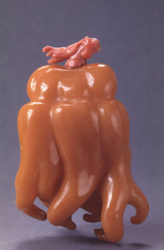 Snuff bottle