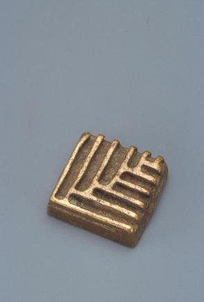 Gold weight:  geometric