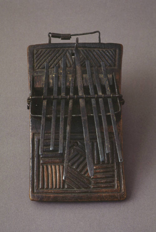 Thumb piano
