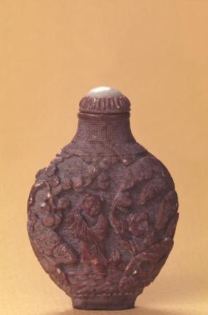 Snuff bottle: Five children playing