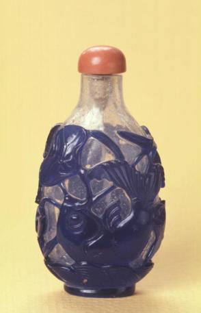 Snuff bottle: Fish